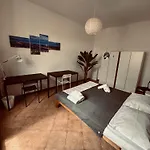 Alloggio in famiglia Vanchiglia30guestroom *