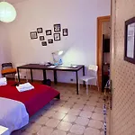 Vanchiglia30guestroom *