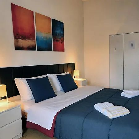 Vanchiglia30guestroom Rum i privatbostad