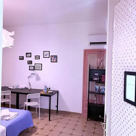 Vanchiglia30guestroom Turin